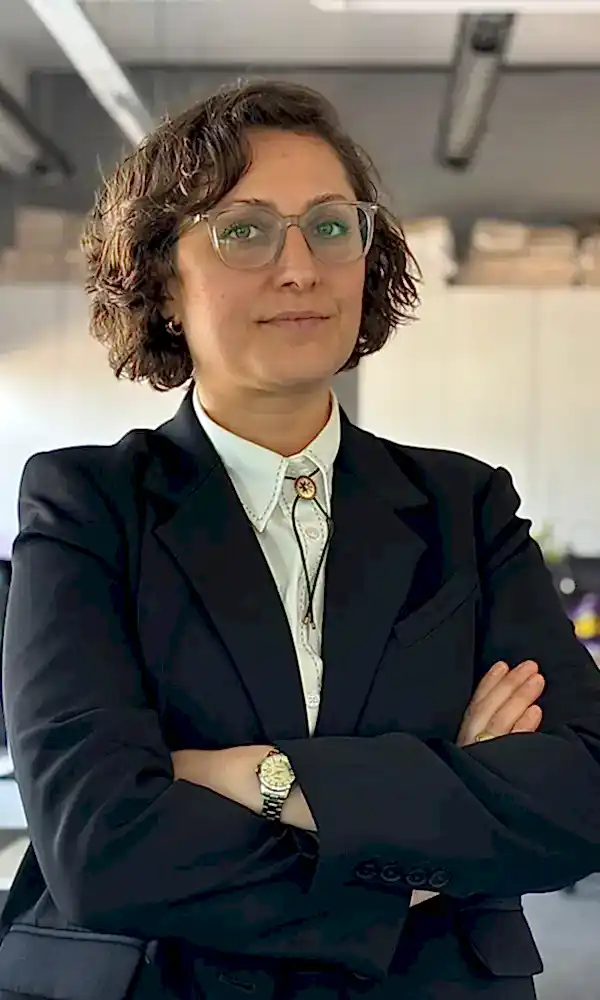 izmir avukat senem kutup